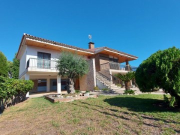 House 5 Bedrooms in Segur de Calafell