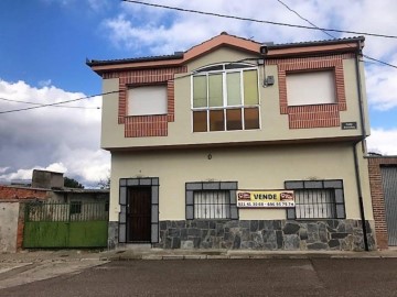 Casa o chalet 7 Habitaciones en Zarzuela del Pinar