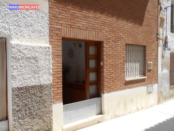 House 4 Bedrooms in Bulbuente