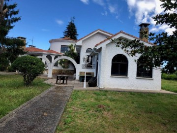 Casa o chalet 6 Habitaciones en Lugones