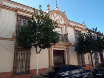Edificio en La Palma del Condado
