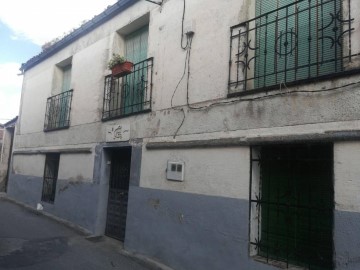 House  in Carbonero de Ahusin