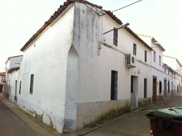 House 3 Bedrooms in Siruela