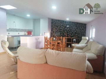 House 3 Bedrooms in Montánchez