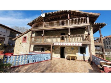 Casa o chalet 6 Habitaciones en Manzaneda de Biáñez