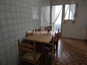 Apartment 4 Bedrooms in Redován