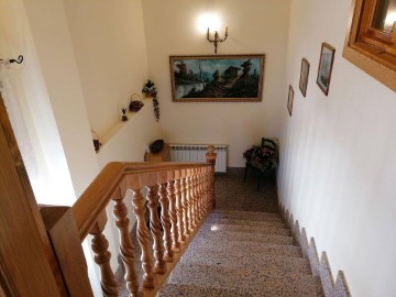 House 2 Bedrooms in Velliza