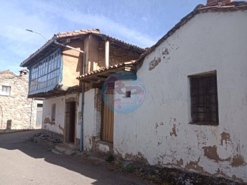 Casa o chalet 5 Habitaciones en Alcedo de Alba