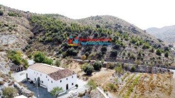 Country homes 8 Bedrooms in Taberno