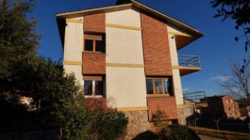 Casa o chalet 6 Habitaciones en La Monjoia