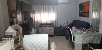 House 3 Bedrooms in Saelices