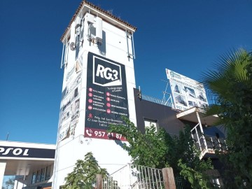 Edificio en Fuensanta - Zona Arcángel