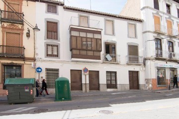 Edificio en Baza