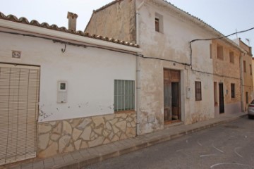 House 3 Bedrooms in Tormos