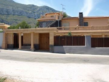 Casa o chalet 5 Habitaciones en El Montgó