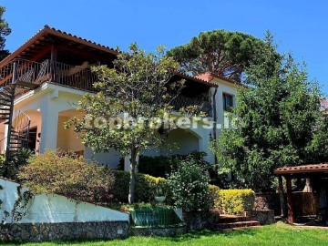 Casa o chalet 4 Habitaciones en Canyelles - Montgoda