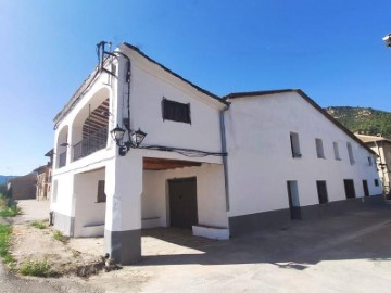 Moradia 7 Quartos em Santaliestra y San Quílez