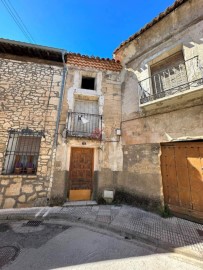 House 6 Bedrooms in Priego
