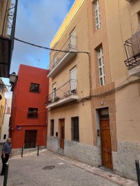 Piso 4 Habitaciones en Centro - El Castillo