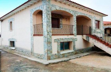House 3 Bedrooms in Huecas