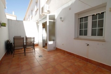 Apartment 4 Bedrooms in Talavera la Real