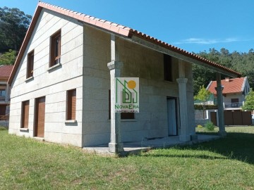 Casa o chalet 4 Habitaciones en Ponte-Caldelas (Santa Eulalia P.)