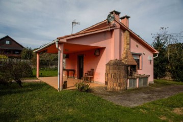 House  in Mosteirón (San Nicolás)