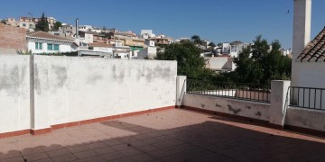 House 10 Bedrooms in Pinos del Valle