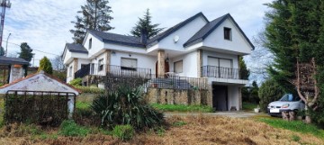 Casa o chalet 5 Habitaciones en Celanova (San Rosendo)
