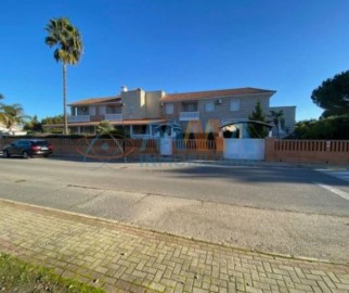 House 6 Bedrooms in Corrales