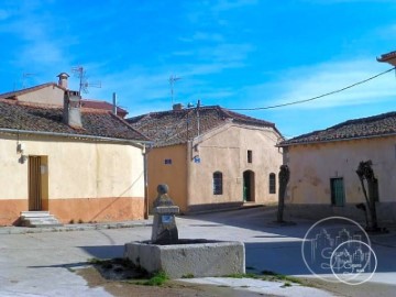 Quintas e casas rústicas 3 Quartos em Nieva