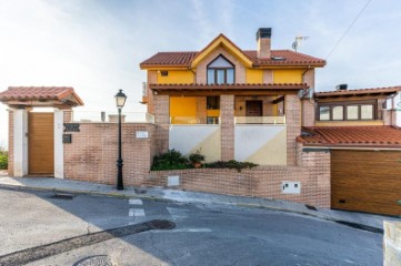 Casa o chalet 5 Habitaciones en La Vega