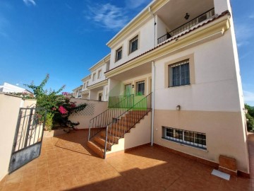 Casa o chalet 5 Habitaciones en Guadajira