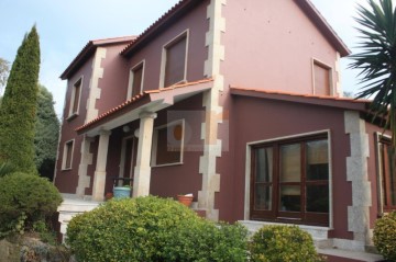 Casa o chalet 4 Habitaciones en Tiran (San Xoán P.)