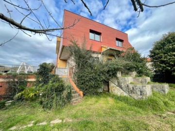 Casa o chalet 5 Habitaciones en Vincios (Santa Marina P.)