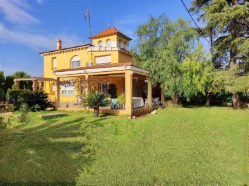 Casa o chalet 5 Habitaciones en Carinyena