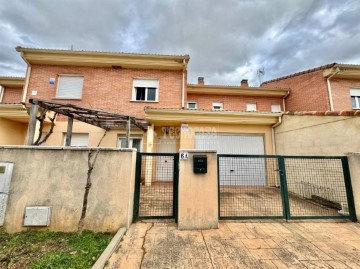Casa o chalet 3 Habitaciones en Yunquera de Henares