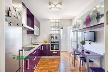 Apartment 3 Bedrooms in Moscolux