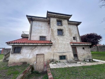 Casa o chalet  en El Carbayedo - El Quirinal
