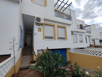 House 4 Bedrooms in Canjáyar