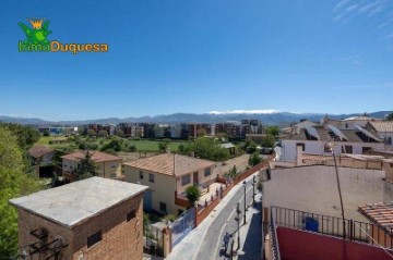 Piso 3 Habitaciones en Carretera de Granada-La Alcazaba