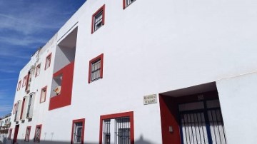 Piso 4 Habitaciones en Los Palacios y Villafranca