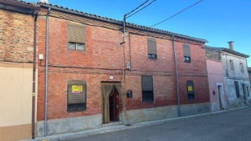 Casa o chalet 2 Habitaciones en Mazariegos