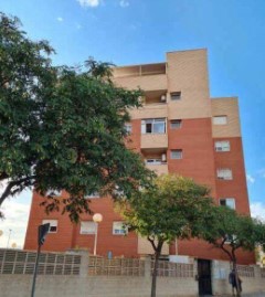 Piso 3 Habitaciones en Barrio San Luis - Los Molinos