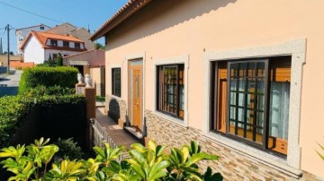 Casa o chalet 5 Habitaciones en Carreira - Castiñeiras - Aguiño