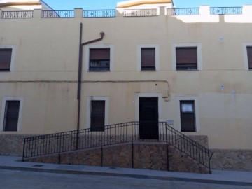 Apartment 3 Bedrooms in Aguilar de la Frontera