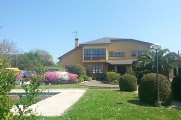 House  in Oleiros