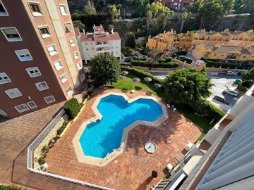Piso 5 Habitaciones en Málaga Este