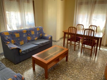 Appartement 4 Chambres à Monreal del Campo