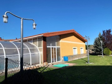 Casa o chalet 2 Habitaciones en Salinas de Pisuerga